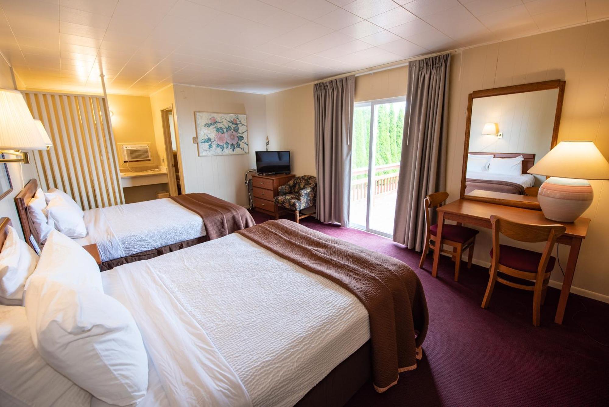 North Winds Motel Маккино Сити Экстерьер фото